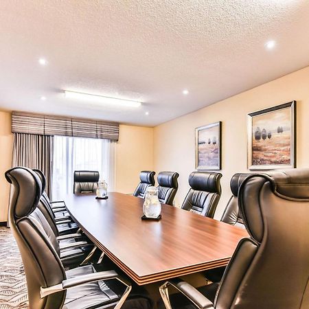 Comfort Inn & Suites Ambassador Bridge Windsor Exterior foto