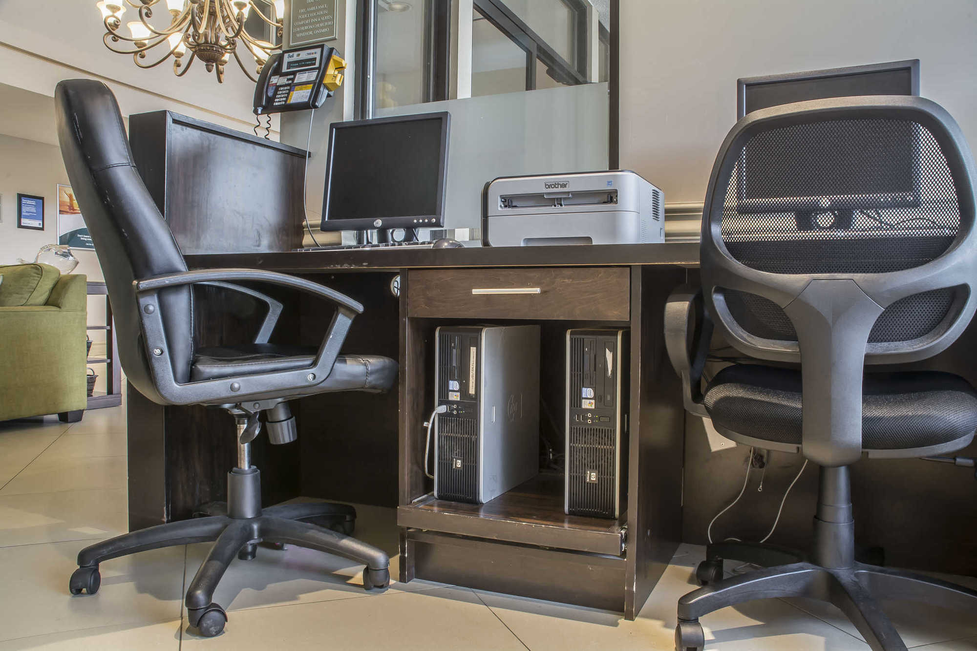 Comfort Inn & Suites Ambassador Bridge Windsor Einrichtungen foto