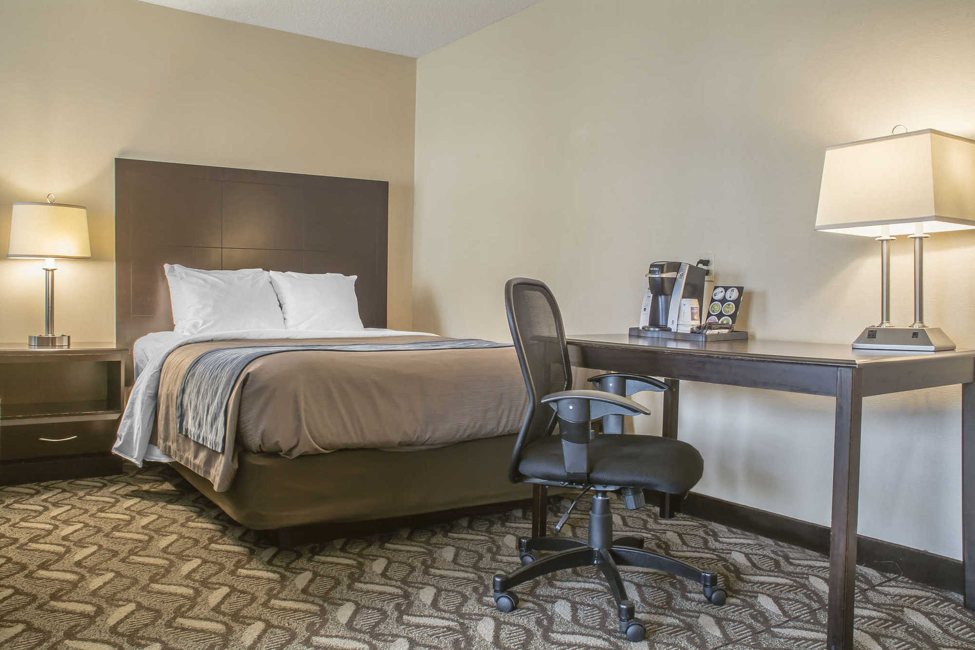 Comfort Inn & Suites Ambassador Bridge Windsor Zimmer foto